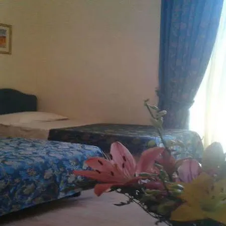 Altavilla Dieci Hotell